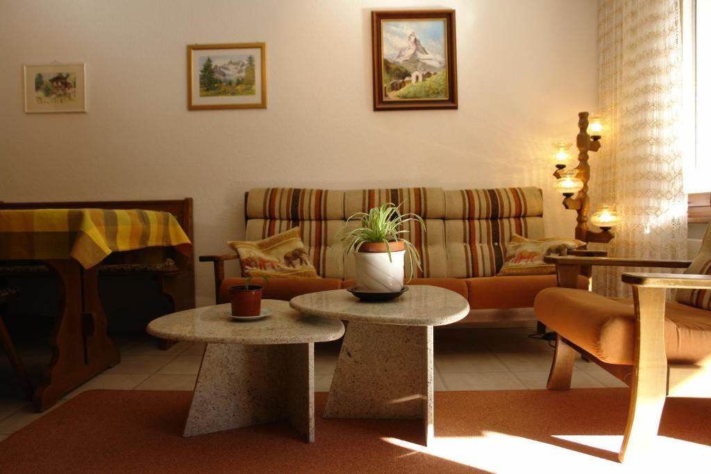 Ferienwohnung Myzermatt Monazit Zimmer foto