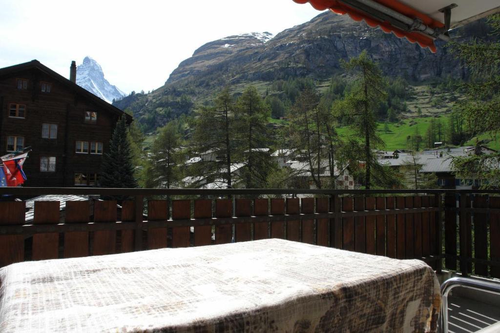 Ferienwohnung Myzermatt Monazit Zimmer foto